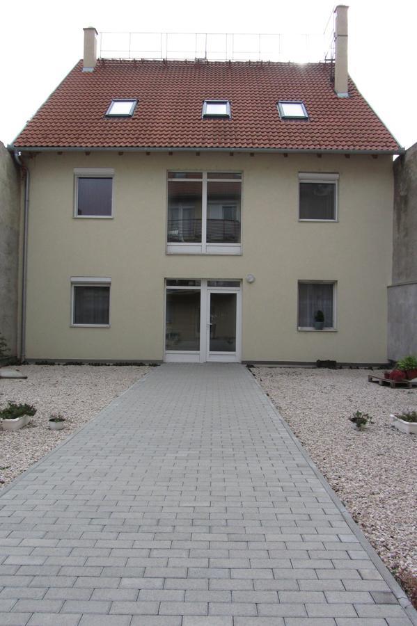 Ihome Apartment 3.0 Печ Екстер'єр фото